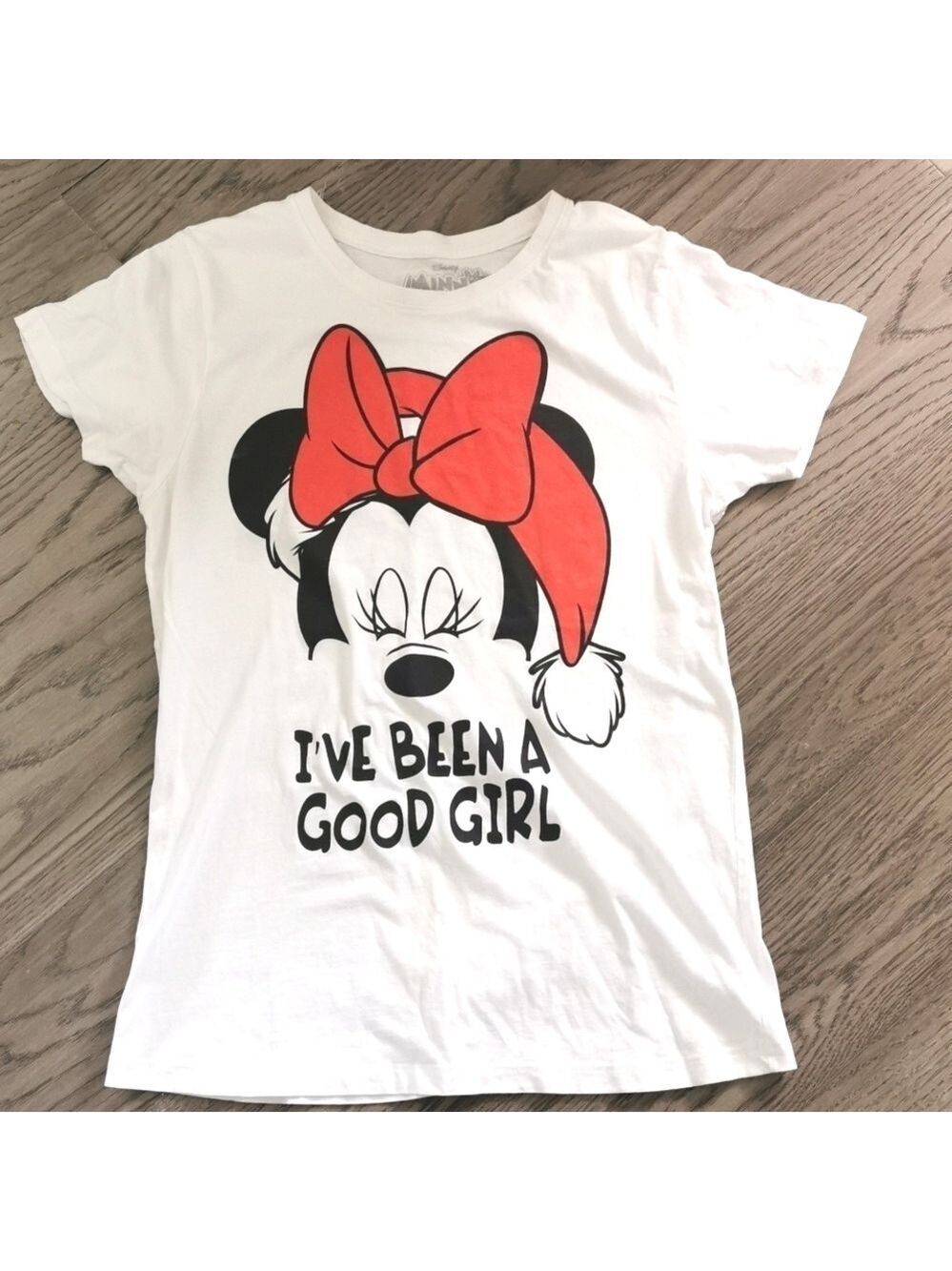 Disney Women's 1X T graphic tee shirt Minnie Mouse.